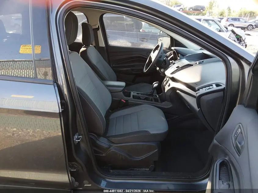 2019 FORD ESCAPE S