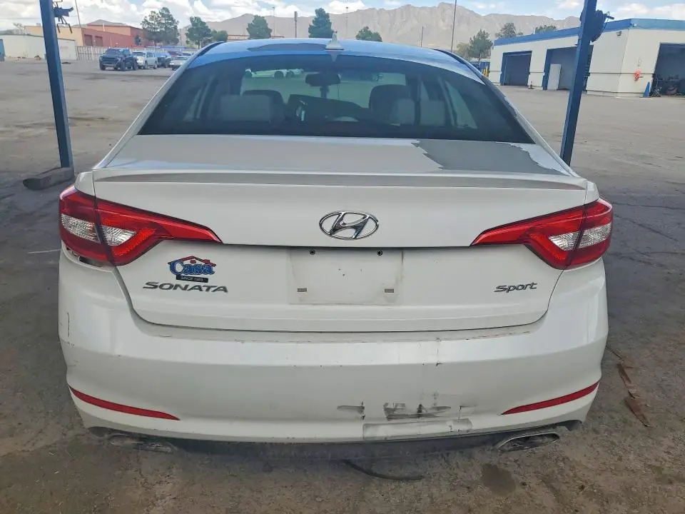 2016 HYUNDAI SONATA SPORT  