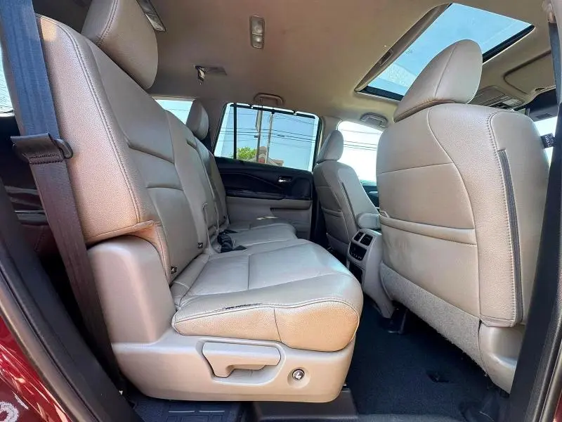 2022 HONDA PILOT SE  