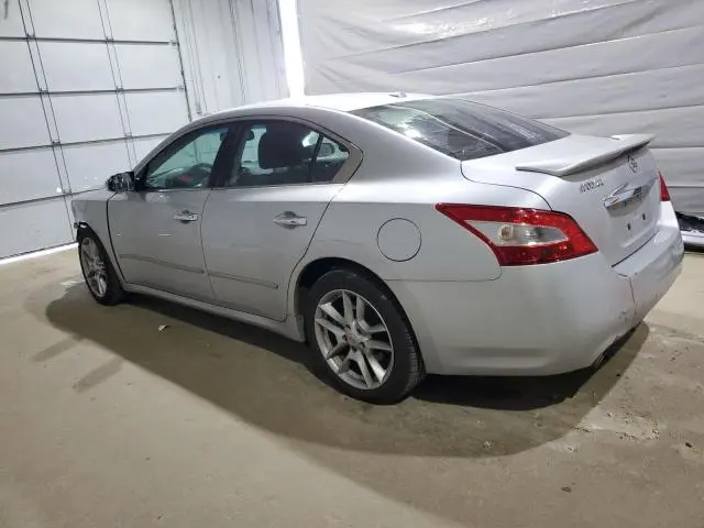 2011 NISSAN MAXIMA S  
