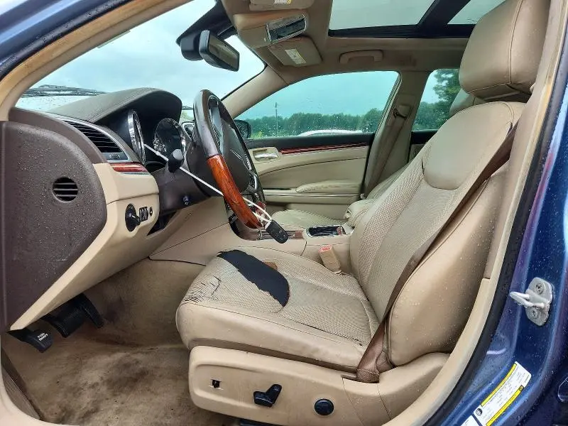 2011 CHRYSLER 300C   