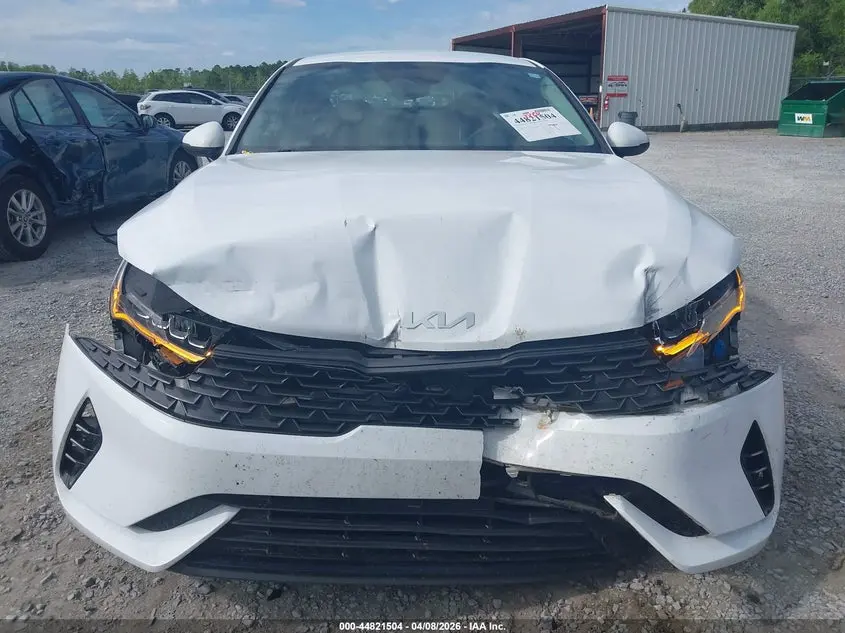 2022 KIA K5 LXS