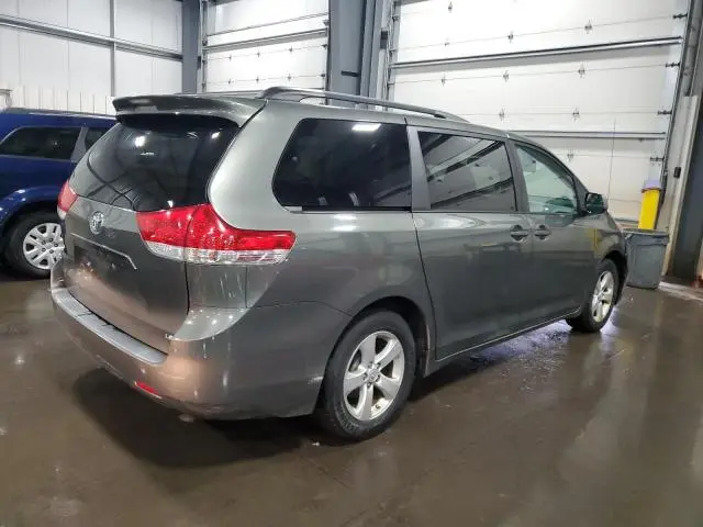 2011 TOYOTA SIENNA LE  