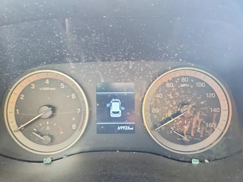 2021 HYUNDAI TUCSON SE  