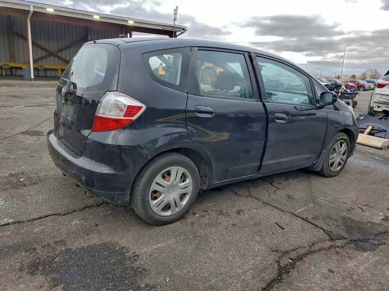 2011 HONDA FIT   