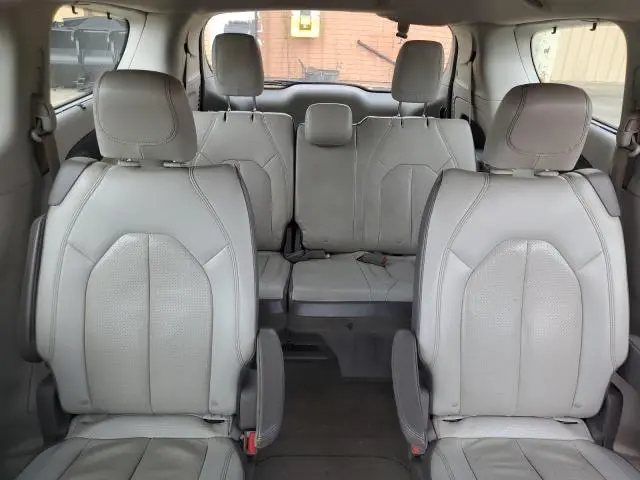 2017 CHRYSLER PACIFICA TOURING L PLUS  