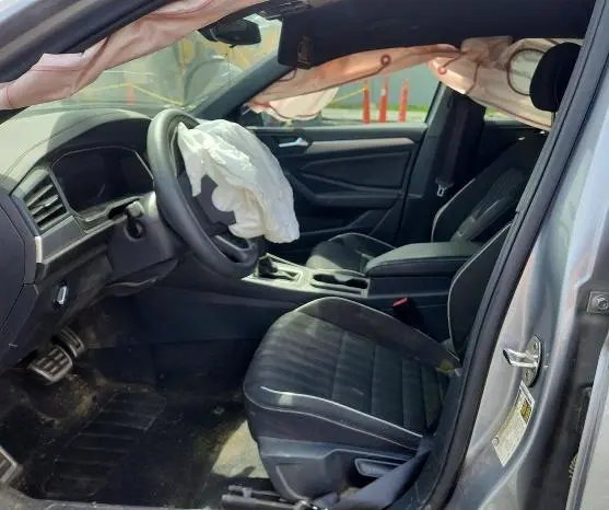 2023 VOLKSWAGEN JETTA SPORT  