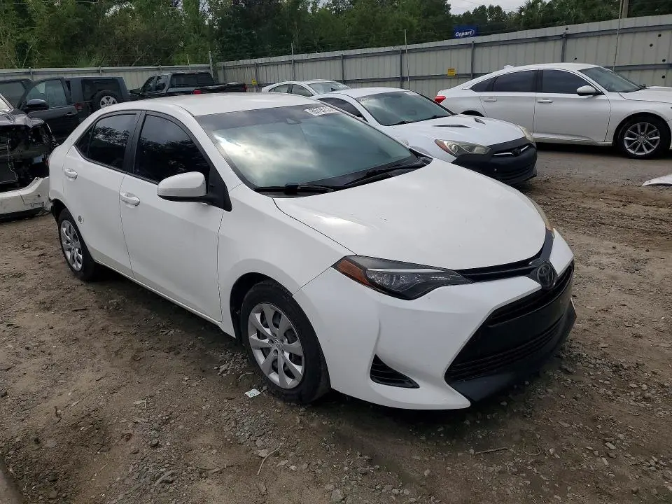 2017 TOYOTA COROLLA LE  