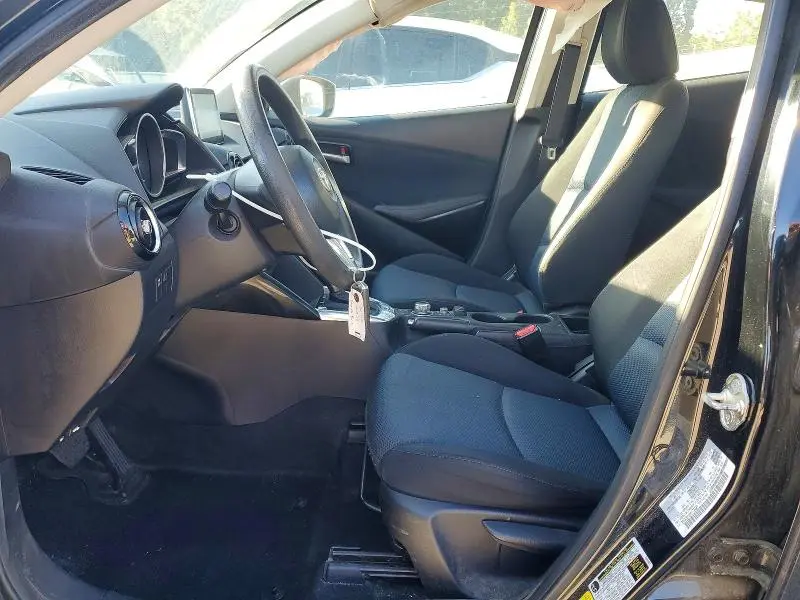 2017 TOYOTA YARIS IA BASE  