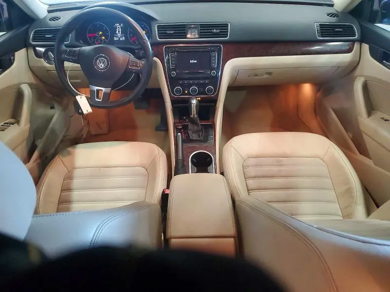 2013 VOLKSWAGEN PASSAT SEL  