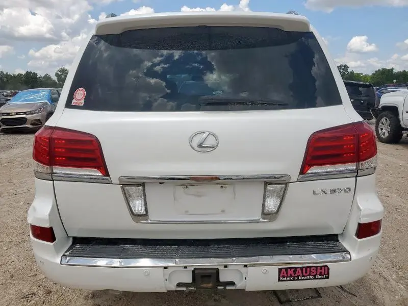 2015 LEXUS LX 570  