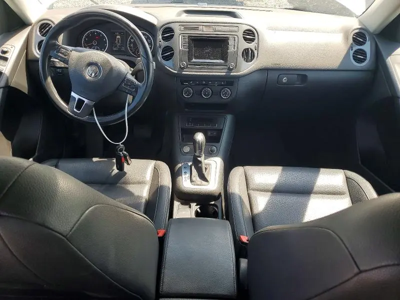 2016 VOLKSWAGEN TIGUAN S  