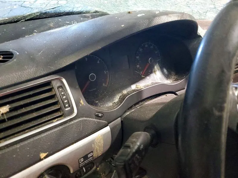 2011 VOLKSWAGEN JETTA TDI  