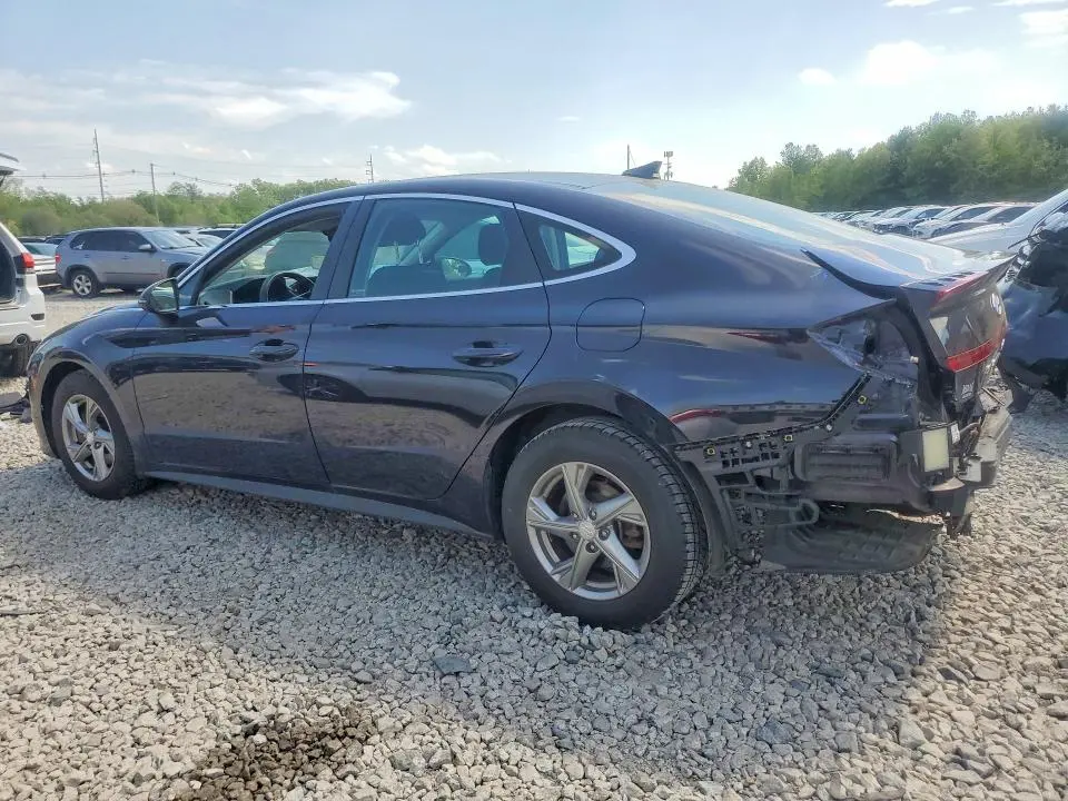 2023 HYUNDAI SONATA SE  
