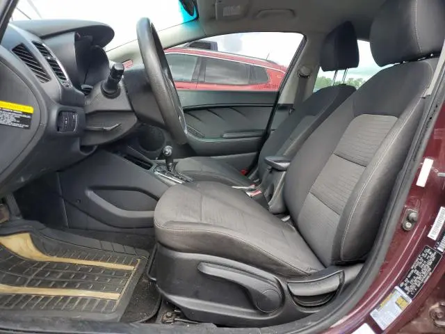 2017 KIA FORTE LX  