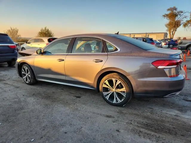 2022 VOLKSWAGEN PASSAT SE  