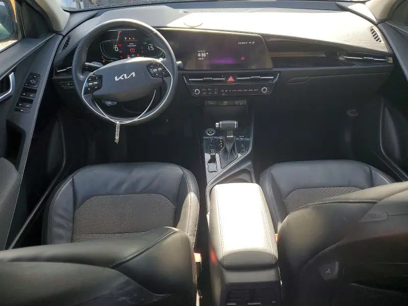 2023 KIA NIRO EX  