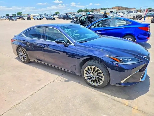 2025 LEXUS ES 350 ULTRA LUXURY  