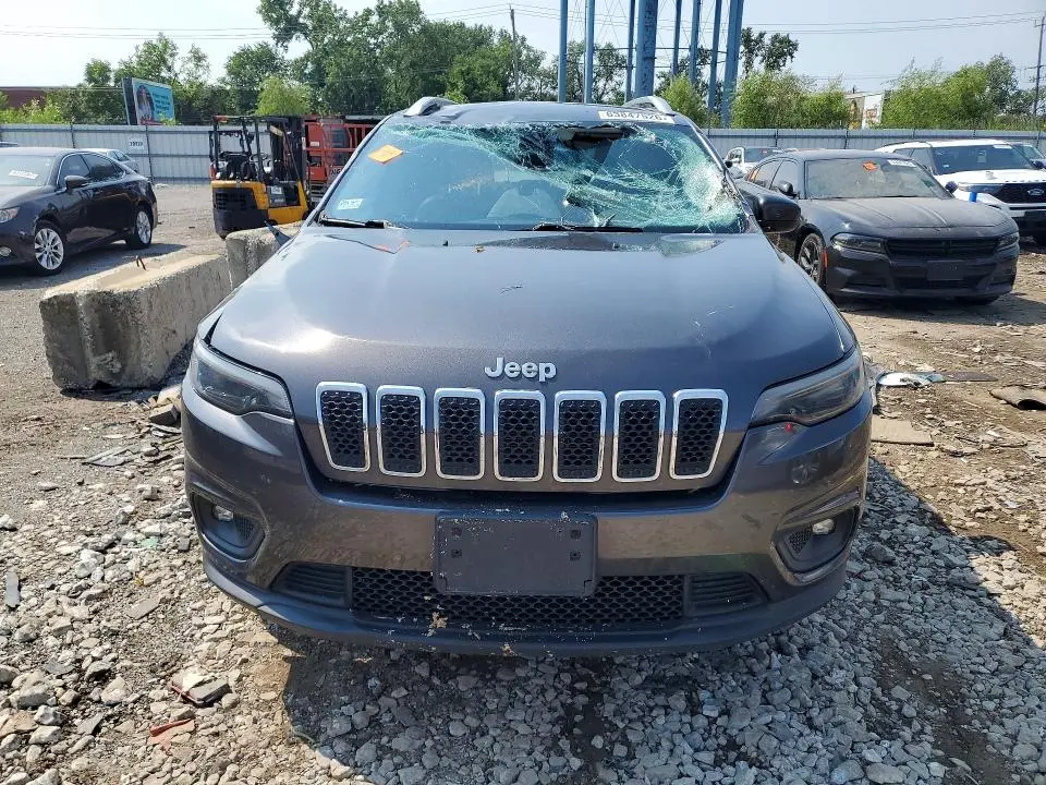 2019 JEEP CHEROKEE LATITUDE PLUS  