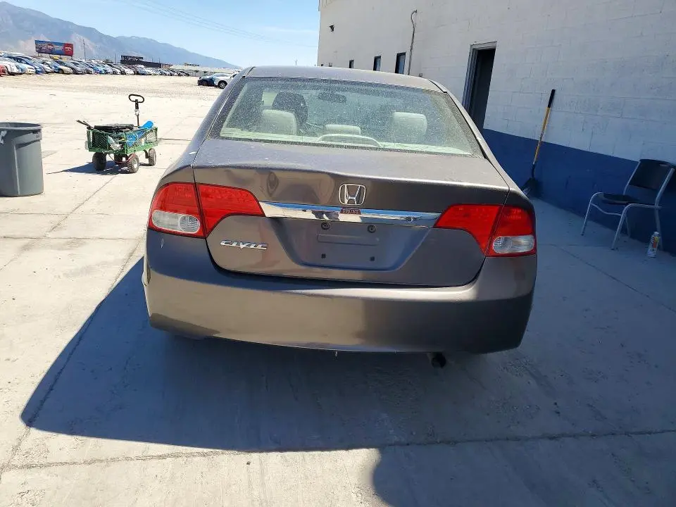2010 HONDA CIVIC LX  