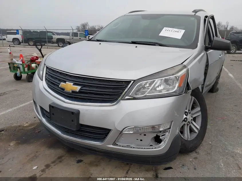 2017 CHEVROLET TRAVERSE LS