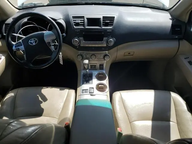 2011 TOYOTA HIGHLANDER BASE  