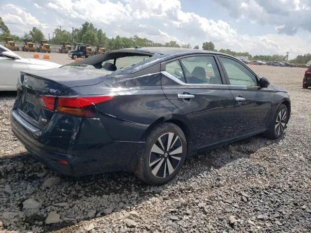 2021 NISSAN ALTIMA SV  