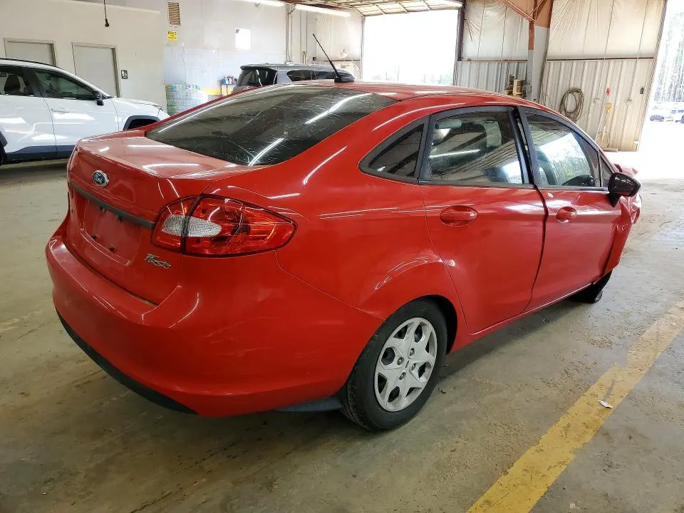 2013 FORD FIESTA SE  