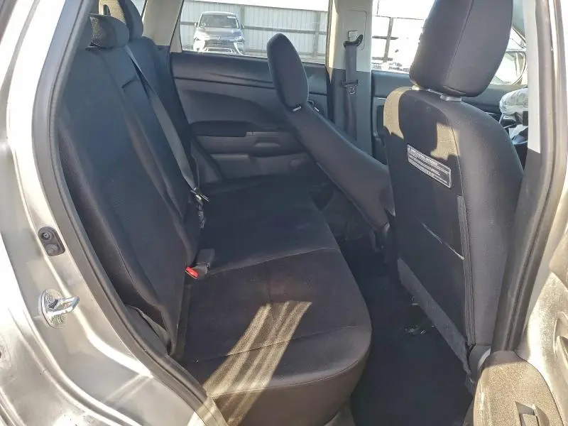 2014 MITSUBISHI OUTLANDER SPORT ES  