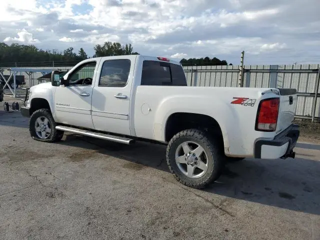 2012 GMC SIERRA K2500 DENALI  