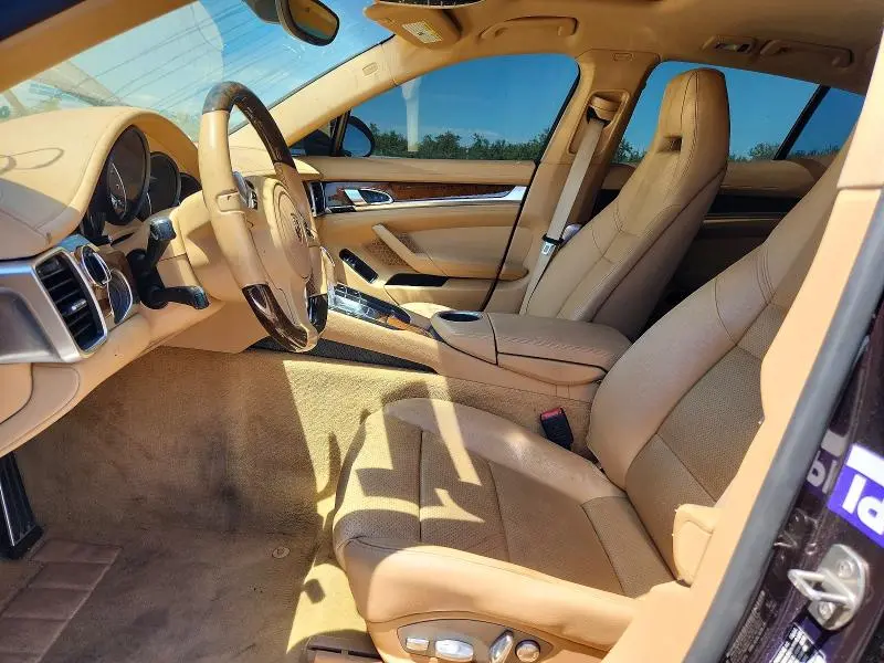 2014 PORSCHE PANAMERA 2  