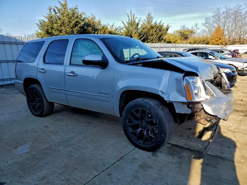 2010 GMC YUKON DENALI  