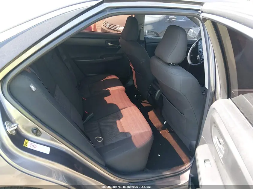 2016 TOYOTA CAMRY LE