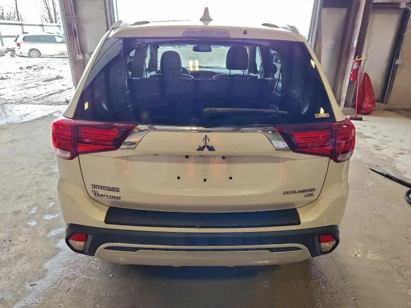2019 MITSUBISHI OUTLANDER SE  