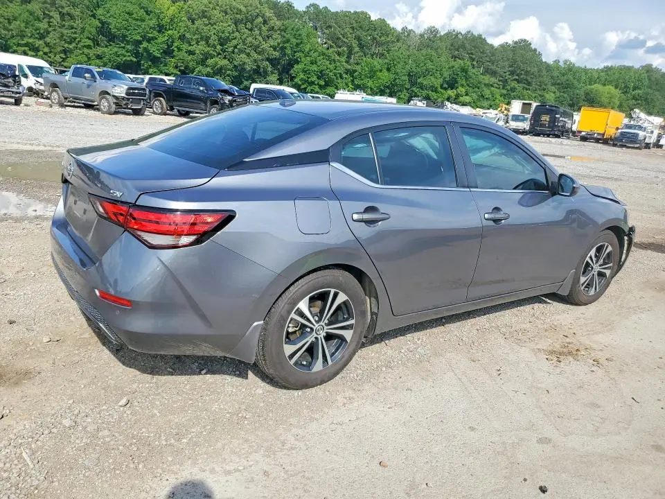 2022 NISSAN SENTRA SV  