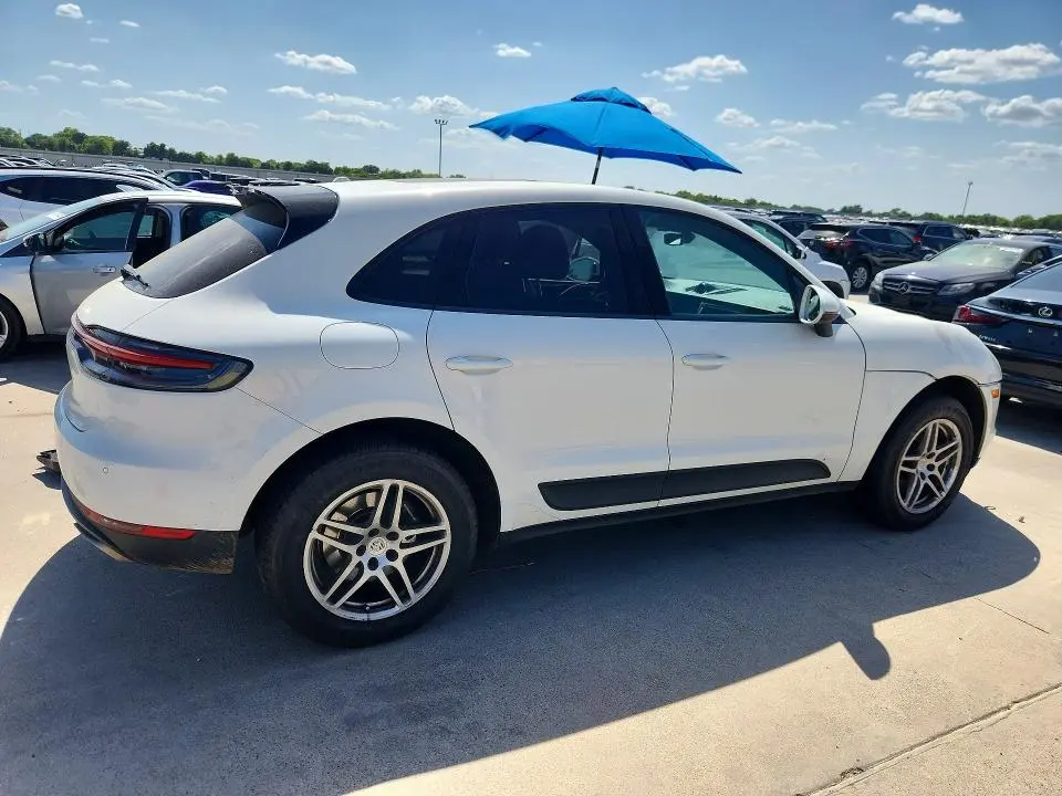 2020 PORSCHE MACAN   