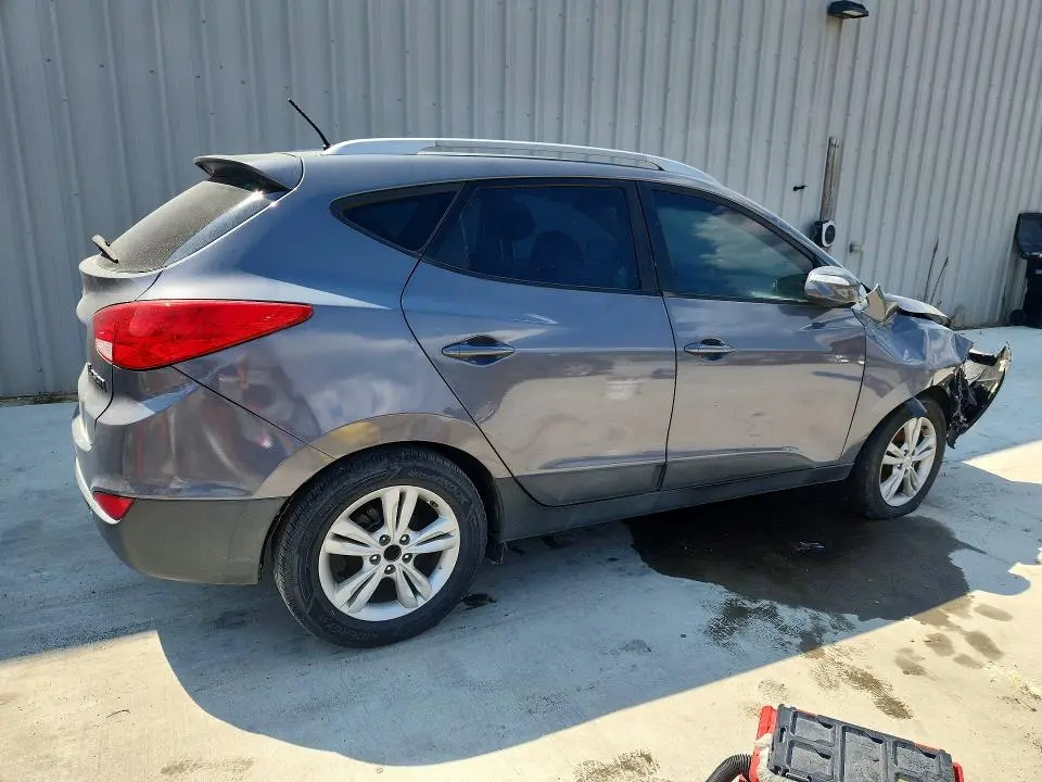 2013 HYUNDAI TUCSON GLS  