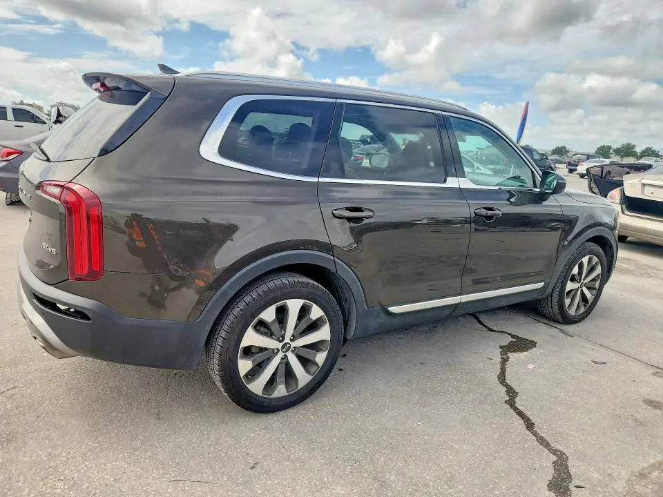 2021 KIA TELLURIDE EX  