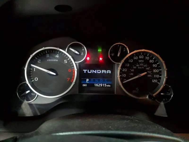 2014 TOYOTA TUNDRA SR5  