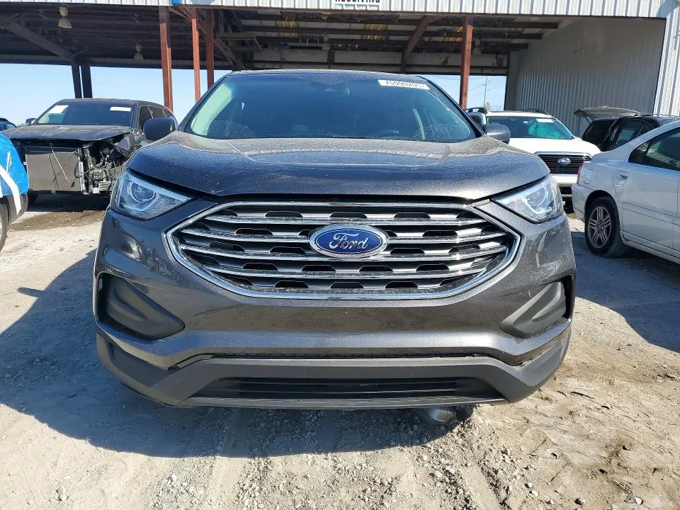 2020 FORD EDGE SE  