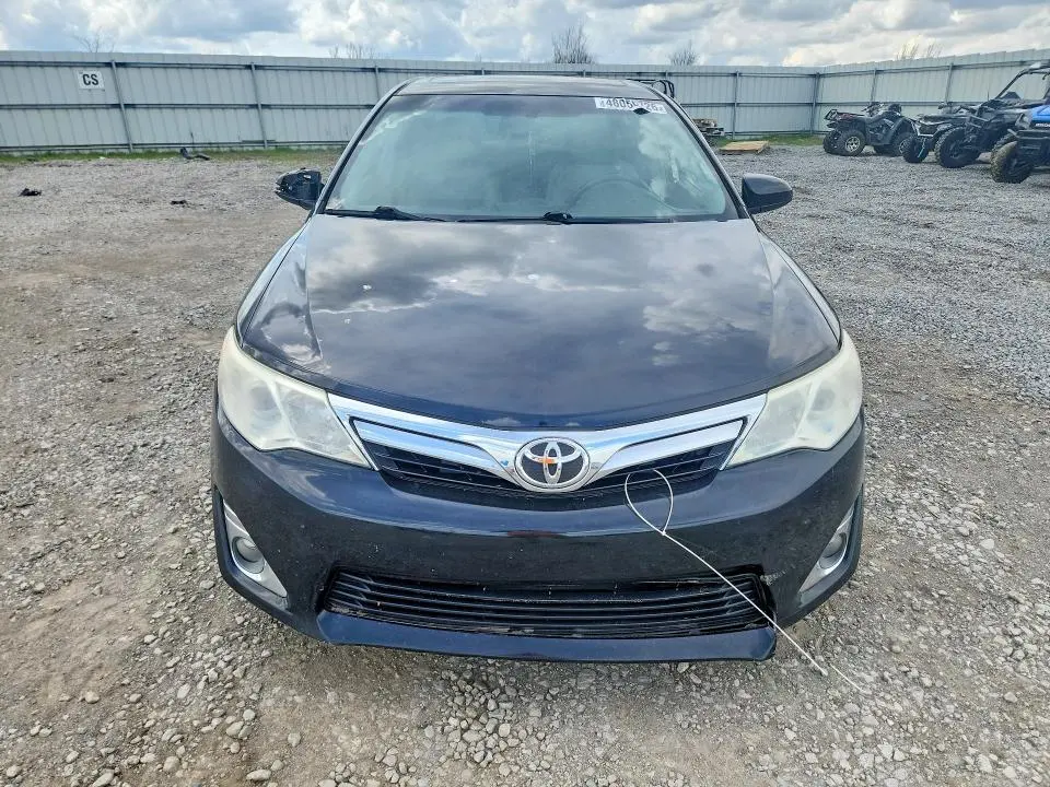 2014 TOYOTA CAMRY XLE  