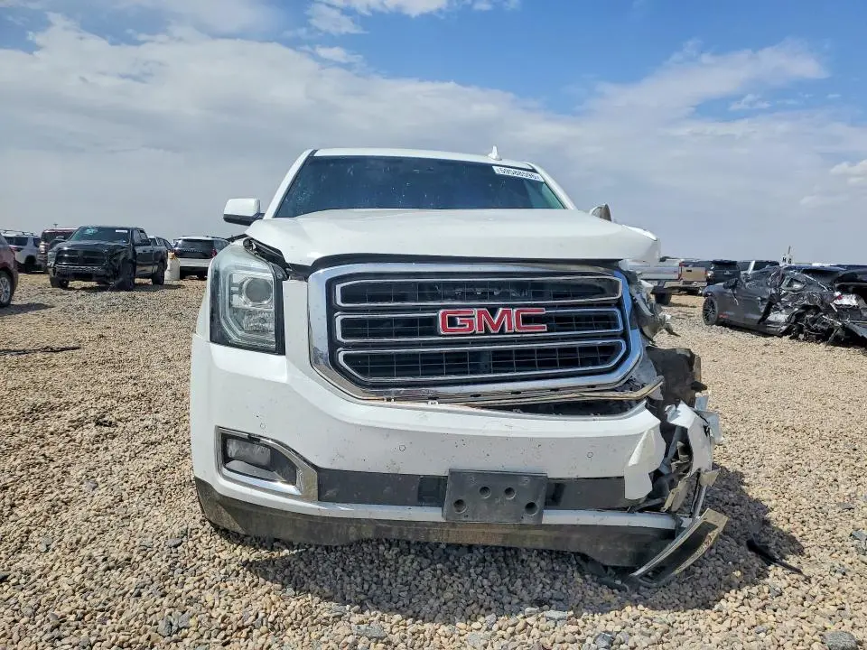 2017 GMC YUKON XL K1500 SLT  