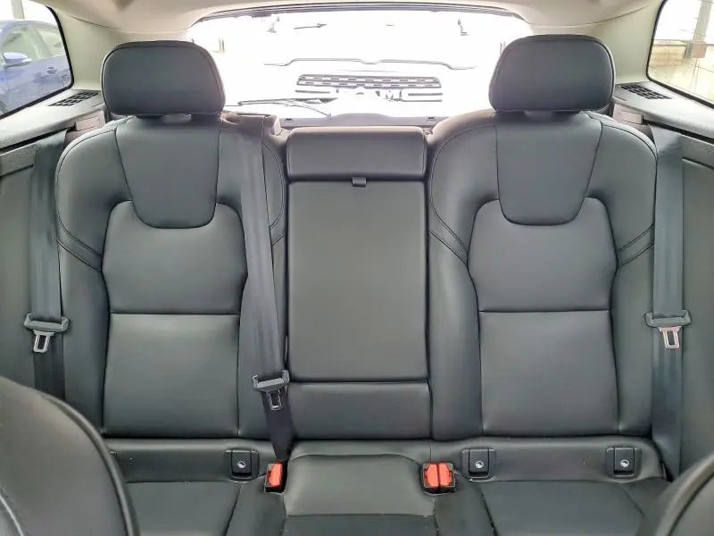 2024 VOLVO XC60 CORE  