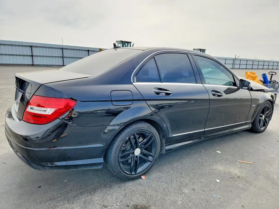 2012 MERCEDES-BENZ C 250  