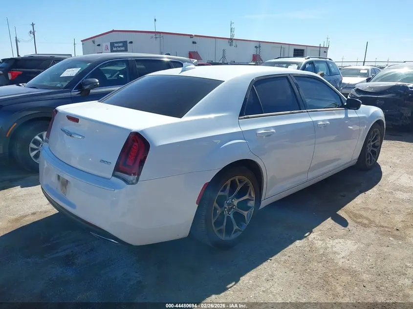 2018 CHRYSLER 300 TOURING