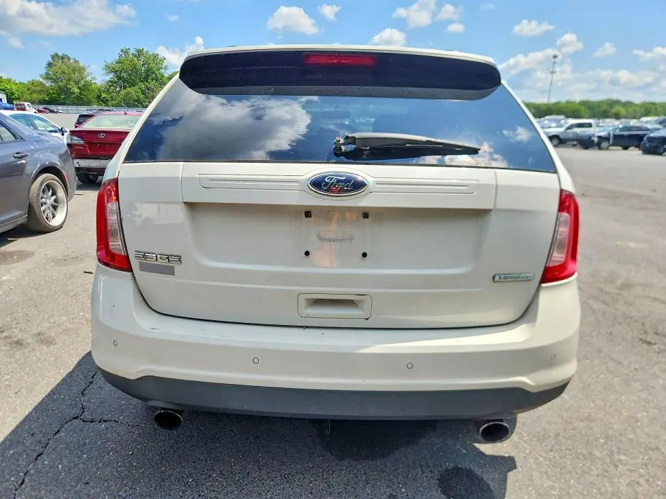 2013 FORD EDGE SE  