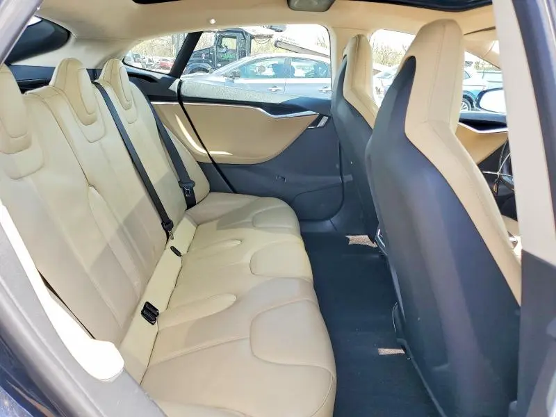 2013 TESLA MODEL S   