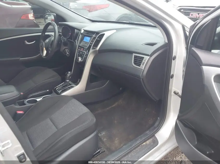 2017 HYUNDAI ELANTRA GT  