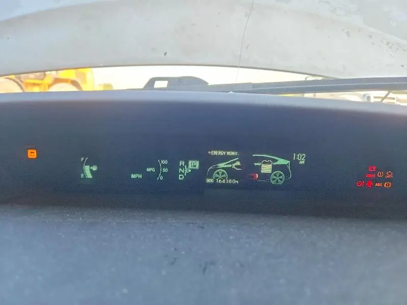 2010 TOYOTA PRIUS III  