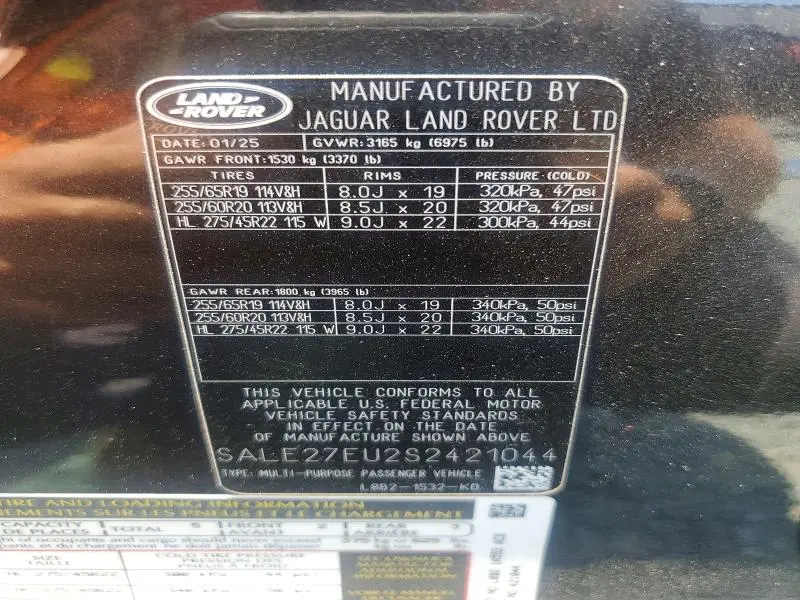 2025 LAND ROVER DEFENDER 110 X-DYNAMIC SE  